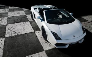 112_0905_10z2009_lamborghini_gallardo_lp_560_4_spyderfront_view