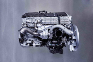 The latest generation Mercedes-Benz OM 471 engine: lower fuel consumption and CO2 emissions, more output and torque