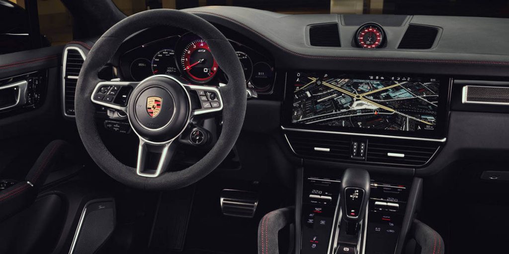 Porsche Cayenne GTS interior
