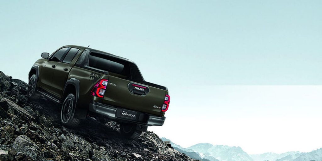 Toyota Hilux 2020 update back