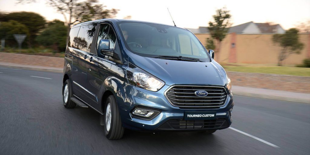 Automatic Ford Tourneo front