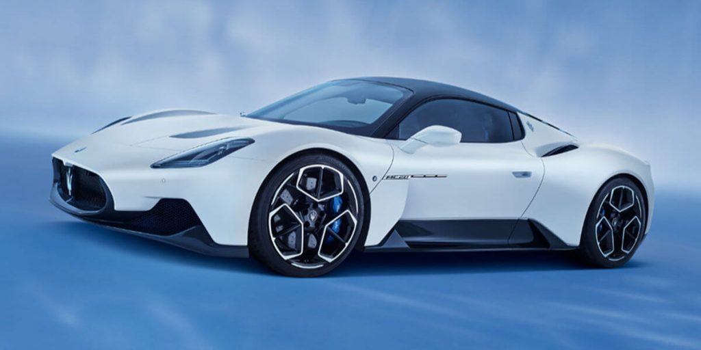 Maserati MC20 side