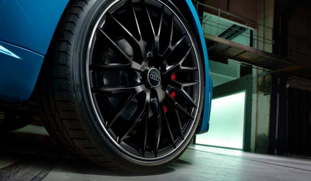 Audi TT S line competition plus wheels