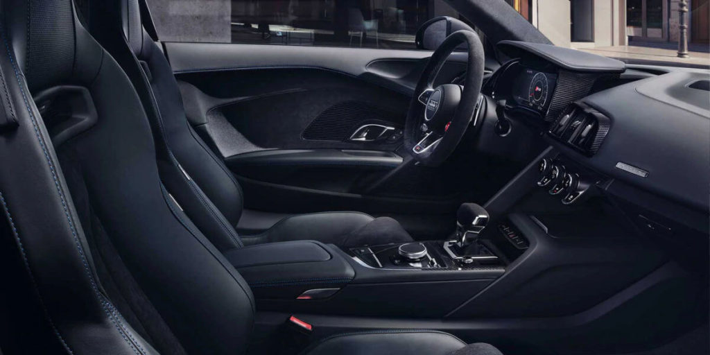 2021 Audi R8 interior