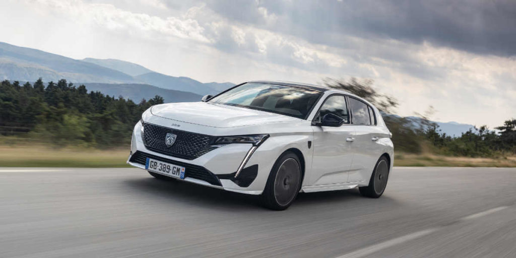 Peugeot 308 is the Women's World Car of the Year 2022 in the Urban Vehicle category