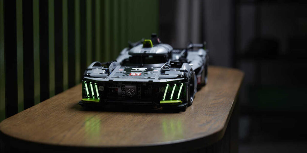 New LEGO® Technic™ Peugeot 9X8