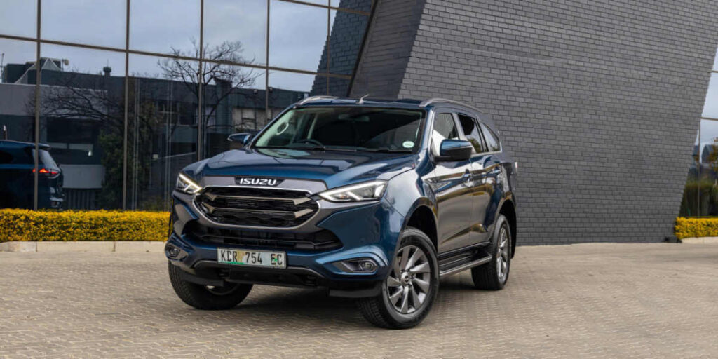 Isuzu adds value-oriented 1.9 LS to mu-X range